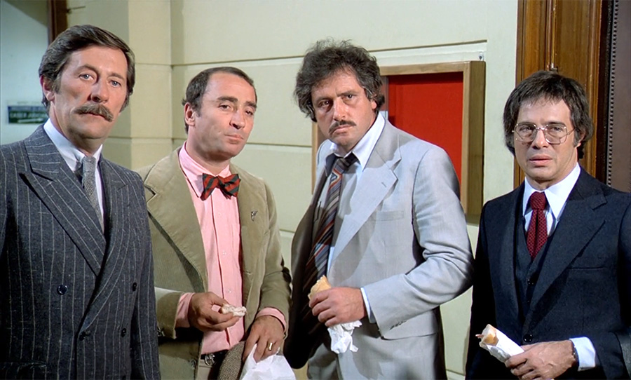 Jean Rochefort, Claude Brasseur, Victor Lanoux et Guy Bedos dans Nous irons tous au paradis (Yves Robert, 1977) - © Gaumont